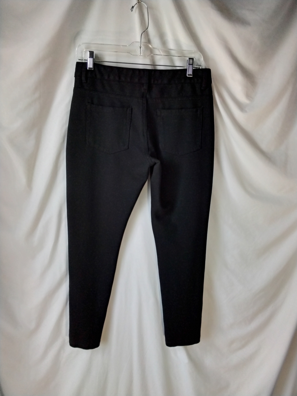 Classic Black Skinny Pants - Picture 10 of 12